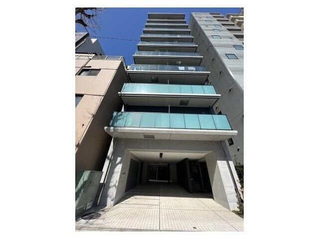 MAISON M Kのエントランス