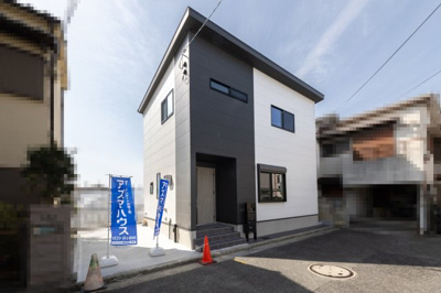 【外観】 | ライフフィールド土師町2丁Ⅲ | 【ライフフィールド土師町2丁Ⅲ】大阪メトロ御堂筋線「なかもず」駅と南海高野線「中百舌鳥」駅の2WAYアクセスが可能！