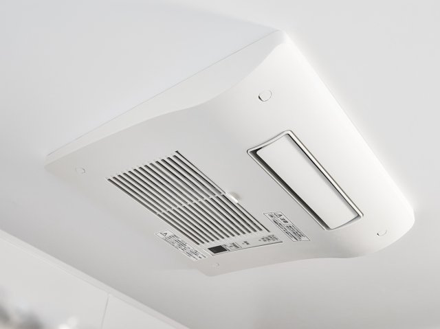 【冷暖房・空調設備】 | ライフフィールド土師町2丁Ⅲ | 【浴室暖房乾燥機】浴室は暖房乾燥機付き！季節やお天気に関係なく、お洗濯ものをホカホカに乾かせます。