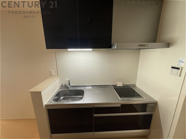 窓付きキッチンで換気しやすくオススメ☆