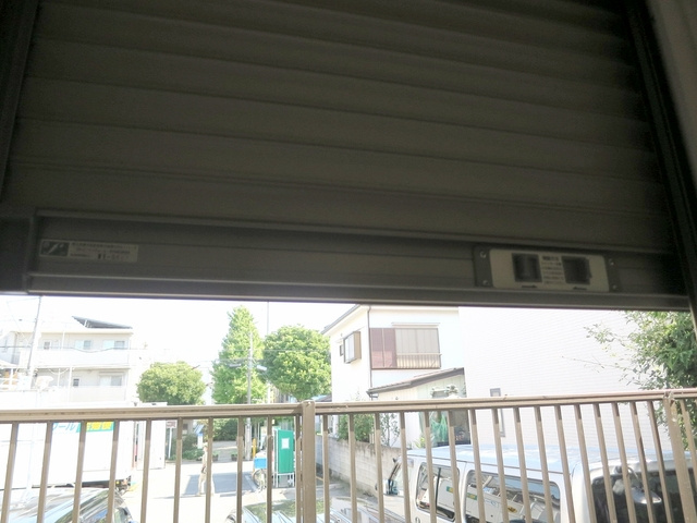 Ｋハイムの設備|シャッター完備でセキュリティ強化