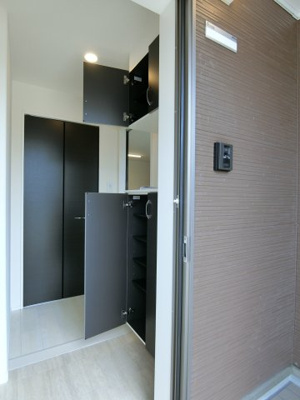 【収納】 | エヴァーグリーン西福原 | イメージ105号室の写真（反転あり）