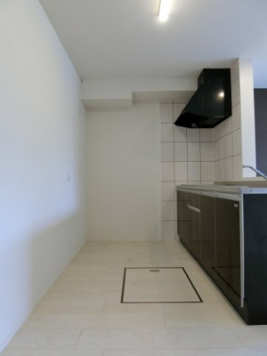 【キッチン】 | エヴァーグリーン西福原 | イメージ105号室の写真（反転あり）