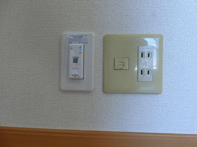 【設備】 | デフィ・チョーＡ | イメージ202号室の写真（反転あり）