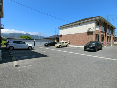 【駐車場】 | デフィ・チョーＡ