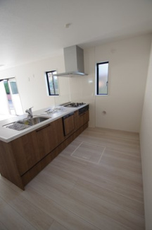 【外観】 | 【仲介手数料無料！！】八王子市鹿島　新築戸建て（全2棟）2号棟　5698万円 | 令和７年11月13日撮影　建築中