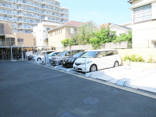 アトレ浮間舟渡ローレルコートの駐車場|機械式の駐車場ございます☆彡