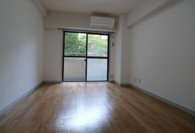 ライオンズマンション新宿東公園の居間・リビング|※別室参考写真