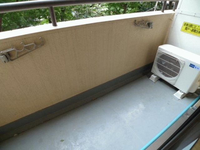 ライオンズマンション新宿東公園のバルコニー|※別室参考写真