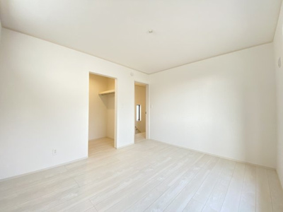 【洋室】 | 八重瀬町安里（全3棟）B号棟 | ※同仕様写真です