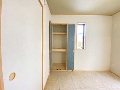 【収納】 | 八重瀬町安里（全3棟）B号棟 | ※同仕様写真です