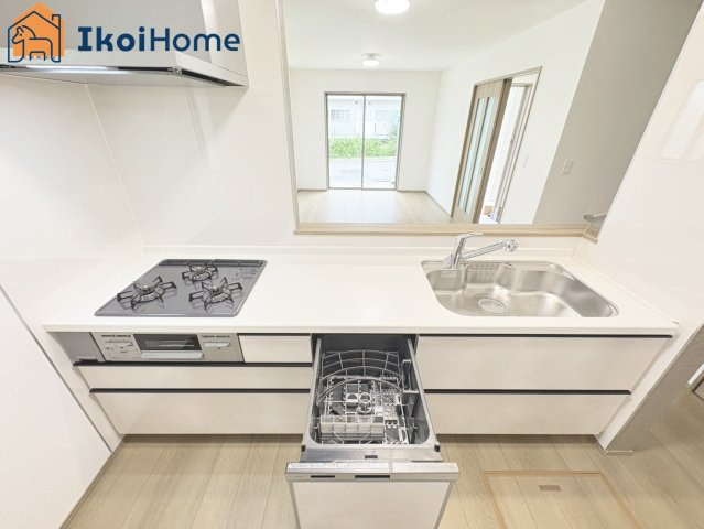 明石市二見町東二見全5棟B号棟　新築戸建のキッチン|【ホームページに現地動画掲載中】●年中無休：当日予約可●人気の対面式キッチン！使いやすさも◎