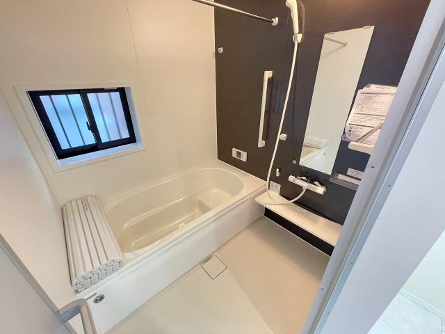 吉川市平沼1丁目　新築戸建　全2棟　A号棟の浴室|同施工会社の参考写真になります。