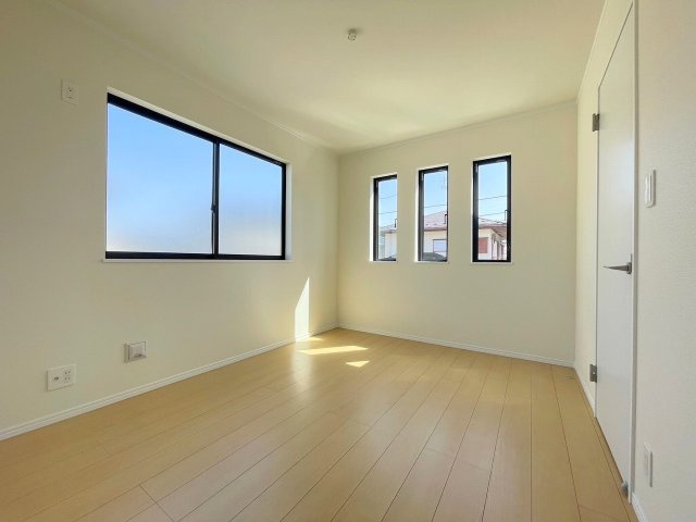 吉川市平沼1丁目　新築戸建　全2棟　A号棟の洋室|同施工会社の参考写真になります。