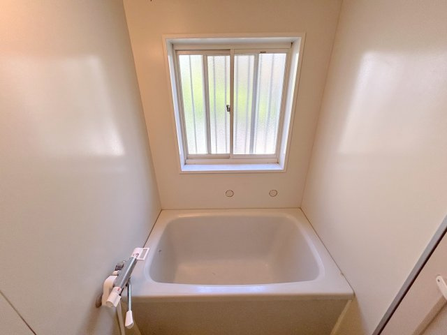 三郷町立野南3丁目戸建の浴室