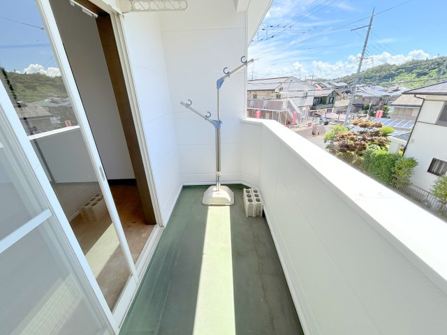 三郷町立野南3丁目戸建のバルコニー