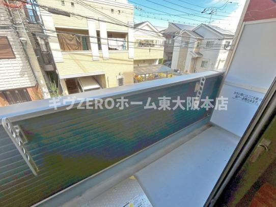 ブライト東住吉のバルコニー