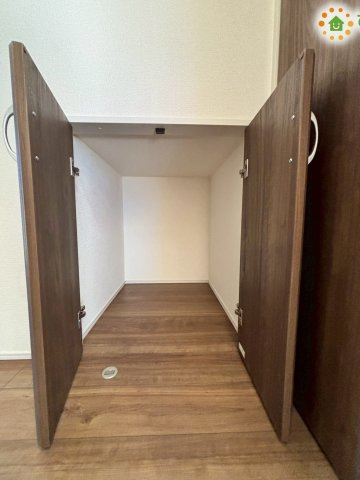 深谷市国済寺　新築一戸建て　ブルーミングガーデン　01の収納