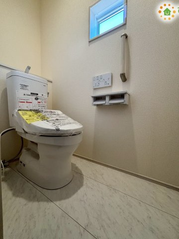深谷市国済寺　新築一戸建て　ブルーミングガーデン　01のトイレ