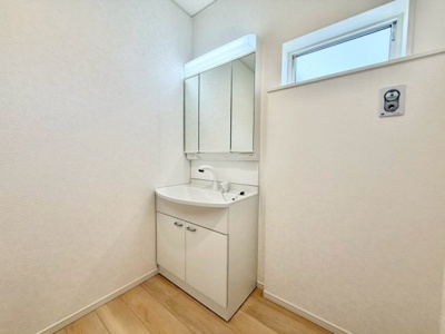 【独立洗面台】 | 銚子市春日町１号棟 | 即日のご見学も可能です。お気軽に0476-37-3888までお問合せ下さい。