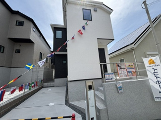 【外観】 | 明石市松が丘3丁目　新築戸建1号棟　仲介手数料無料！ | きれいな外観です