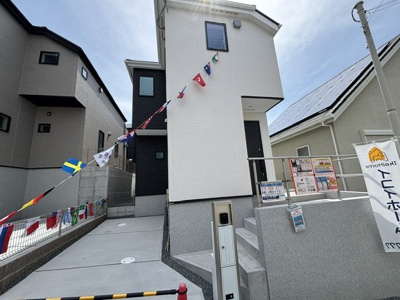 【外観】 | 明石市松が丘3丁目　新築戸建1号棟　仲介手数料無料！ | きれいな外観です