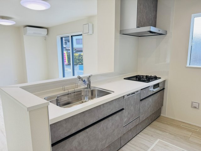 八王子市　川口町　新築一戸建て　２３ー３期のキッチン|～使い勝手の良いシステムキッチン～