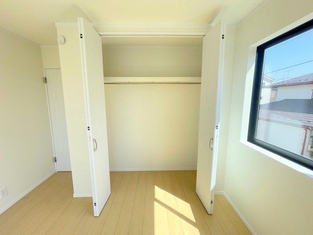 吉川市平沼1丁目　新築戸建　全2棟　B号棟の収納|同施工会社の参考写真になります。