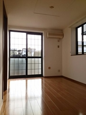 【居間・リビング】 | メゾン・ラフィネＡ | 居間です