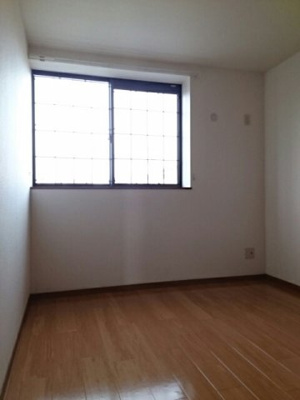 【内装】 | メゾン・ラフィネＡ | 明るい色調の室内です