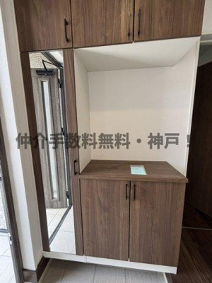 【玄関】 | 明石市松が丘3丁目　新築戸建2号棟　仲介手数料無料！ | 玄関です