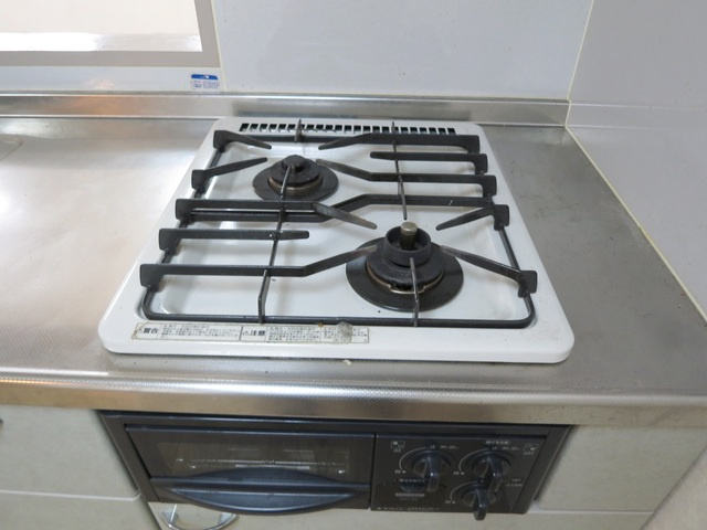 三家第２ビルの内装|システムキッチンです♪