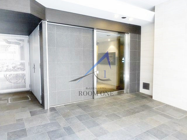 メイクスデザイン南青山のエントランス|エントランスです。