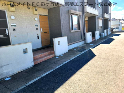 【ロビー】 | フレアコート