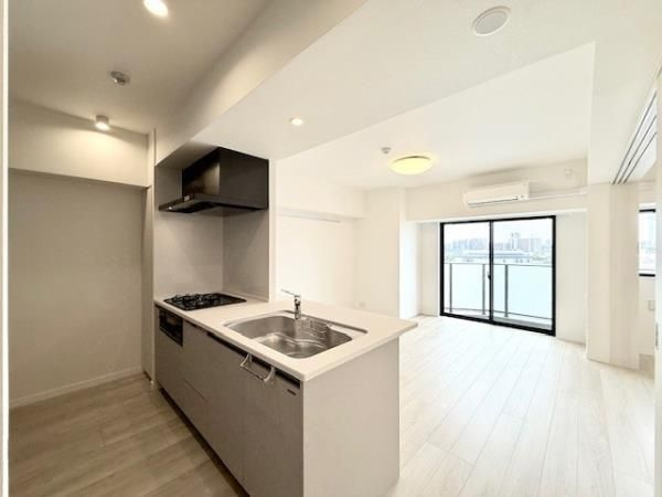 アジールコート町屋の居間・リビング