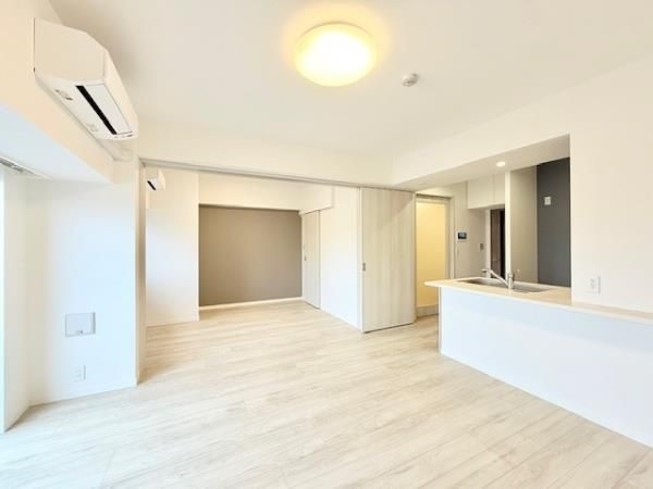 アジールコート町屋の居間・リビング