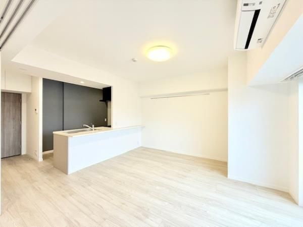 アジールコート町屋の居間・リビング