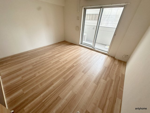 セイワパレス京町堀　仲介手数料無料の居間・リビング