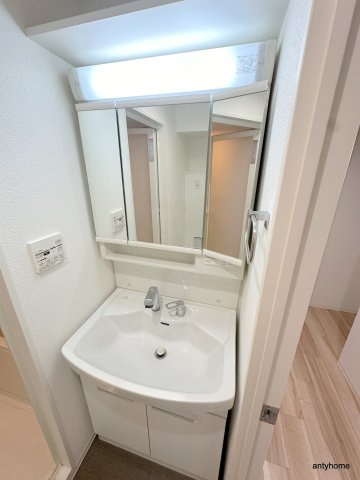 セイワパレス京町堀　仲介手数料無料の洗面所