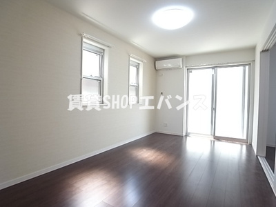 【居間・リビング】 | リブリ・袖ヶ浦 | こちらのリビングで趣味の時間をお楽しみください