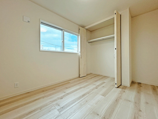 宮城野区白鳥の洋室