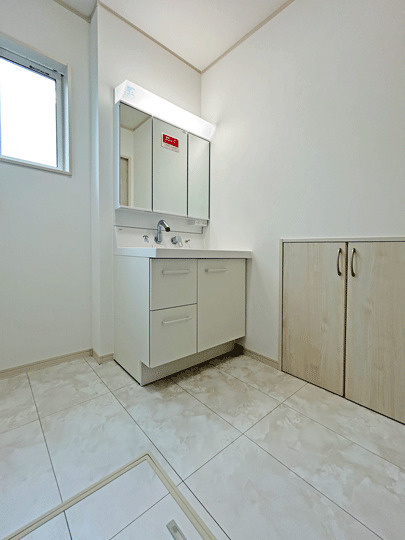 宮城野区白鳥の独立洗面台