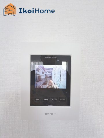 明石市二見町東二見全5棟Ｄ号棟　新築戸建の玄関|◆同社施工例◆玄関には靴をたくさん収納できるシューズボックスを完備しております！