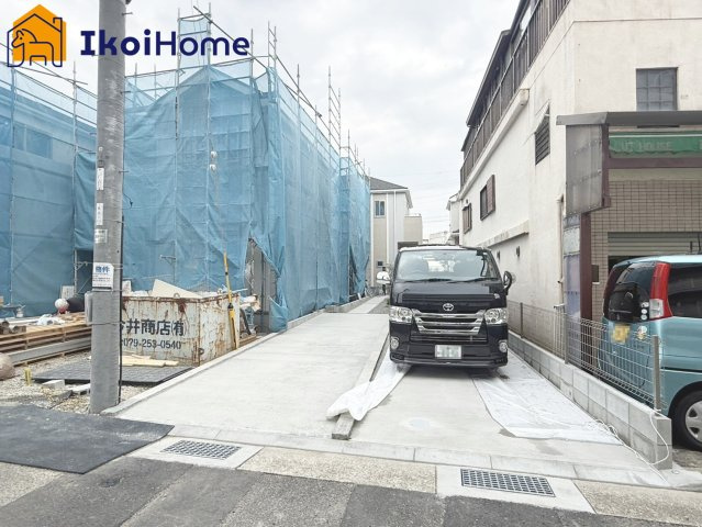 明石市二見町東二見全5棟Ｄ号棟　新築戸建の前面道路含む現地写真|【ホームページに現地動画掲載中】●年中無休：当日予約可●夜間でもご案内可能。いつでも問い合わせ可！