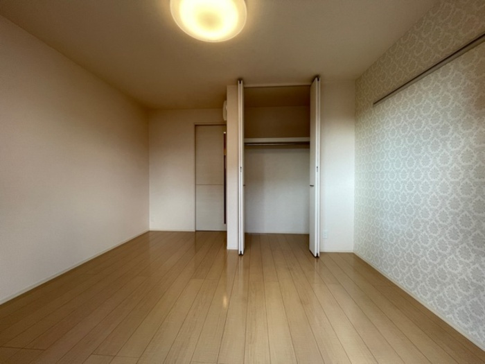 ローザ フェリーチェの内装|洋室