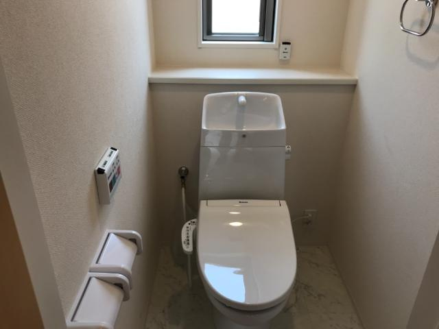 ゴールデンハイム水野のトイレ|シャワー付トイレ