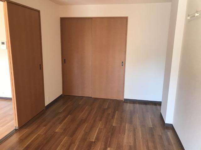 シャイン　ヒルズの寝室|寝室