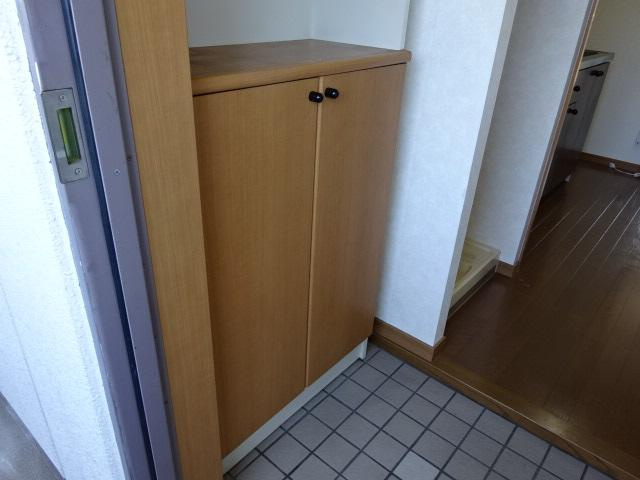 ハイツラベンダーの収納|下駄箱（イメージ）