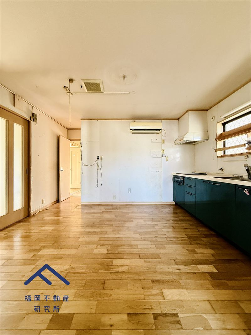 春日市紅葉ヶ丘東８丁目　戸建ての居間・リビング