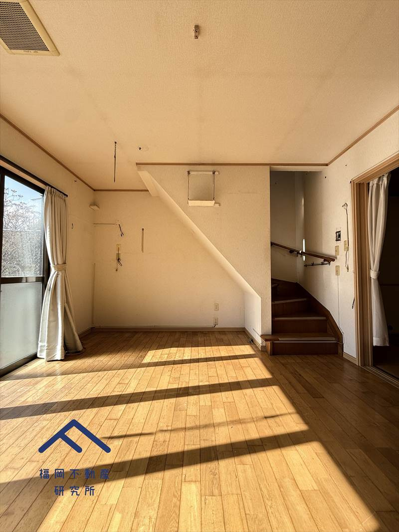 春日市紅葉ヶ丘東８丁目　戸建ての洋室